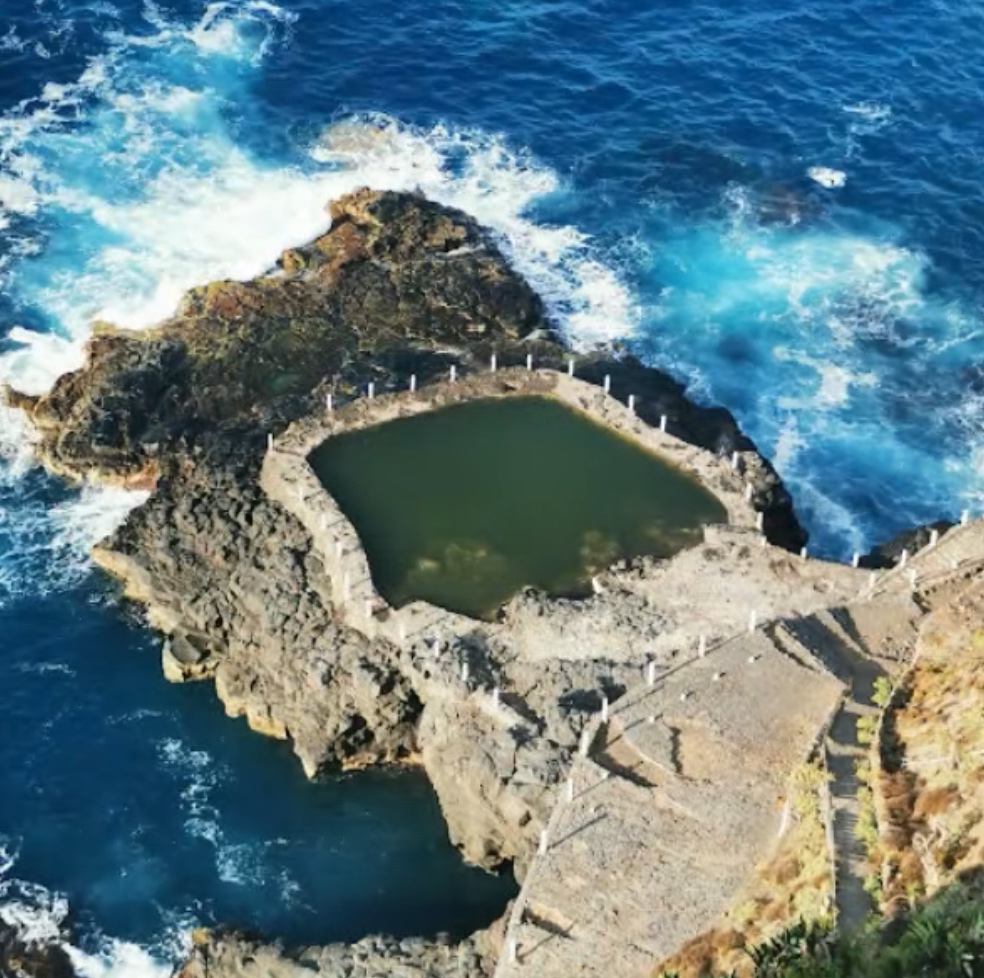 Piscina Natural de Laja de la Sal