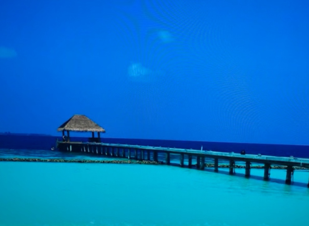 Vakarufalhi Kol house