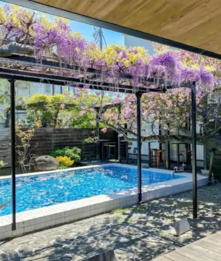 スタバのプール