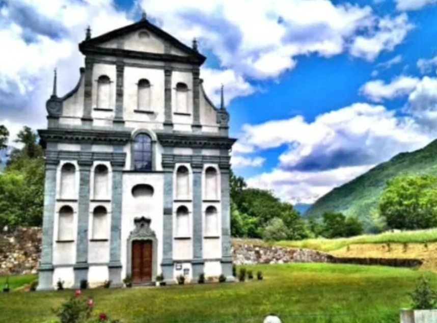 Chiesa Madonna in Piano