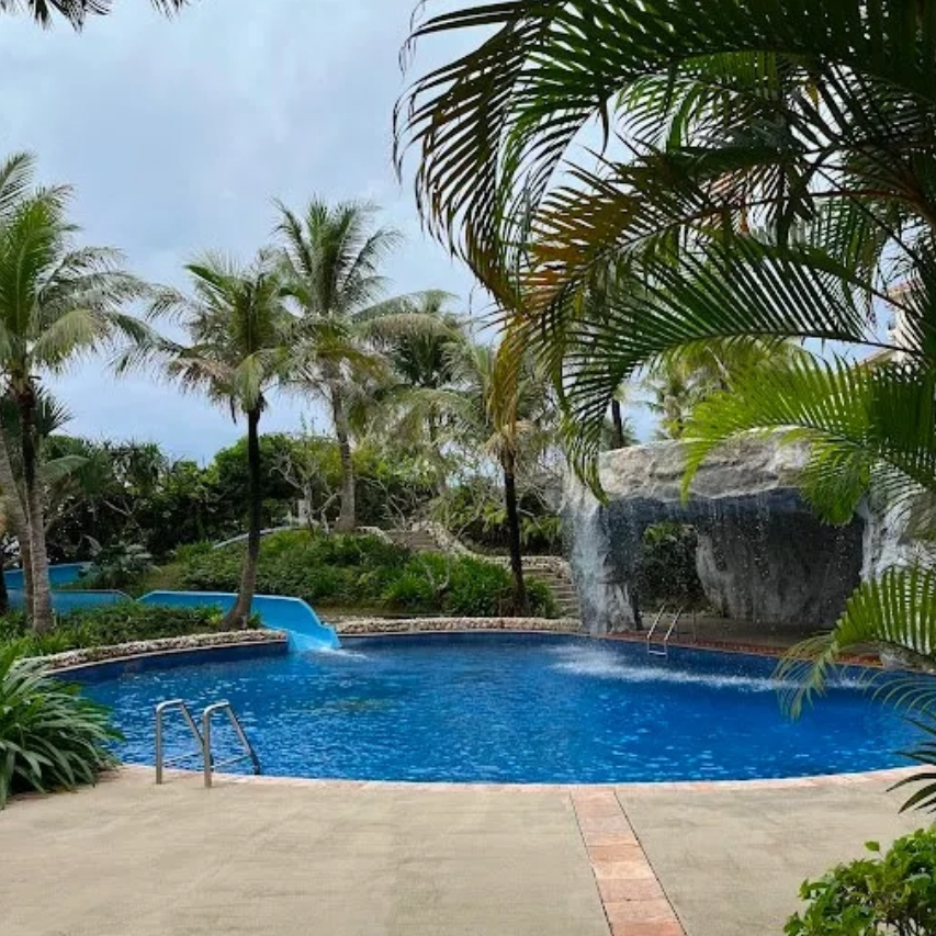 ザ、ブセナテラスのガーデンプール