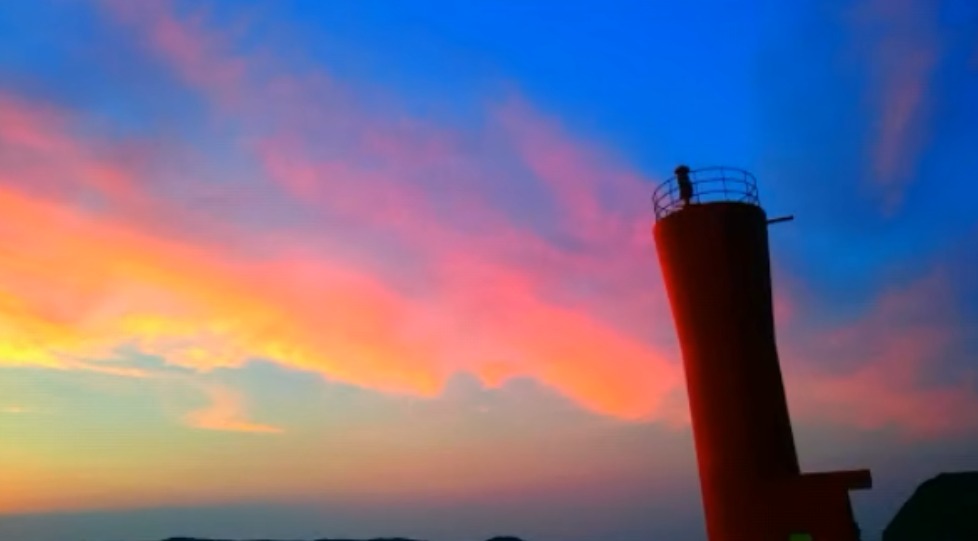 加太港第一防波堤灯台