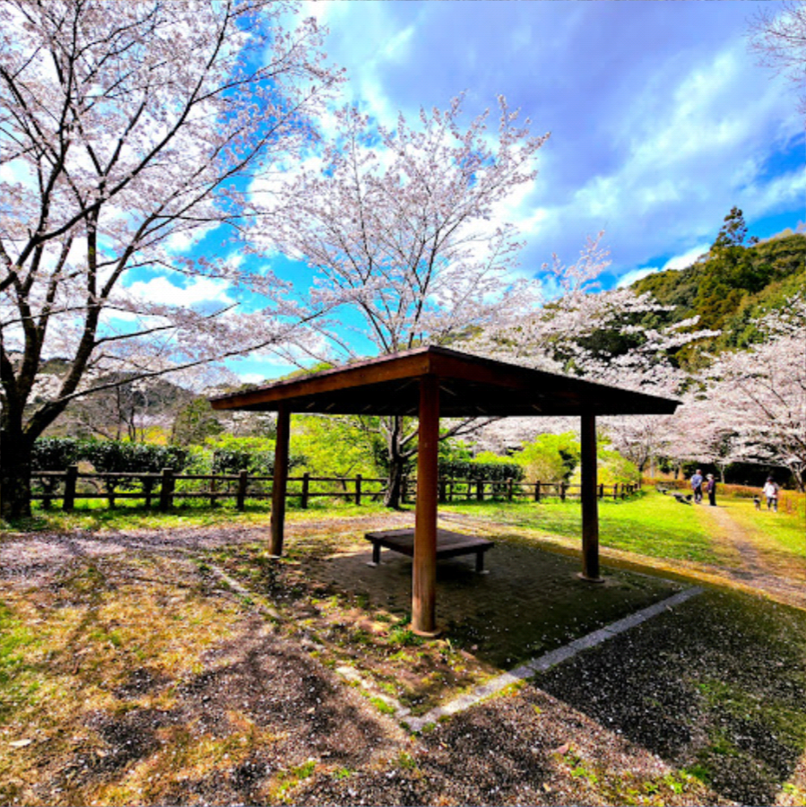 東屋(都田総合公園)