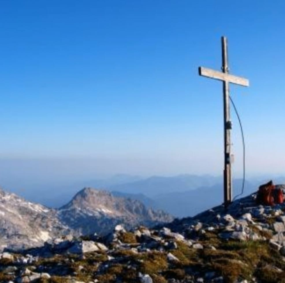 Gipfelkreuz am Bleikogel