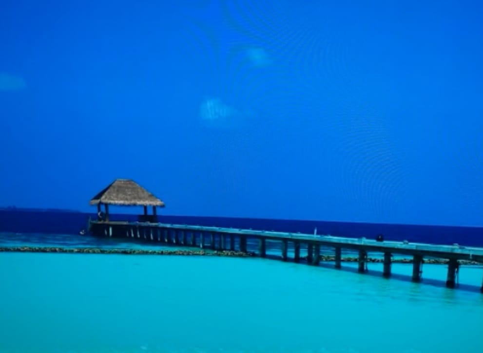Vakarufalhi Kol house