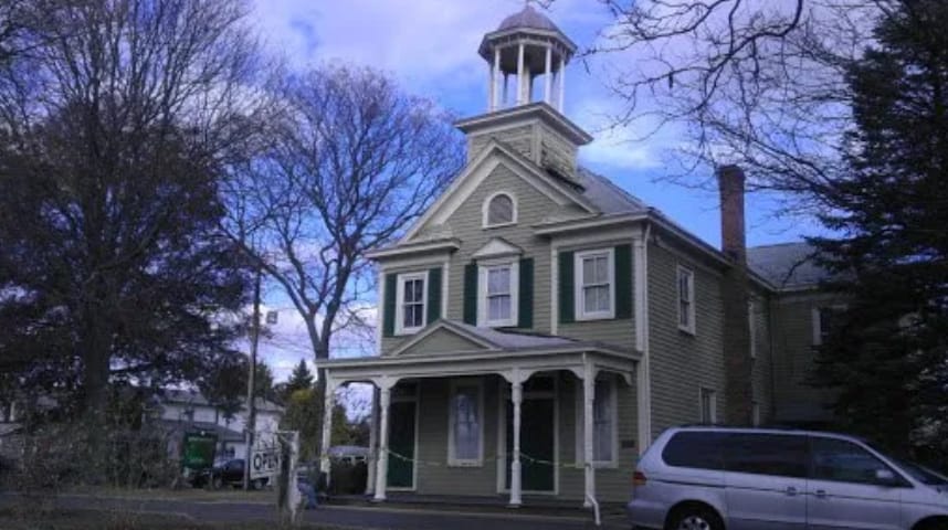Hicksville Gregory