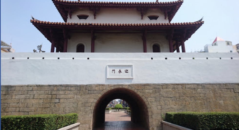 東門城