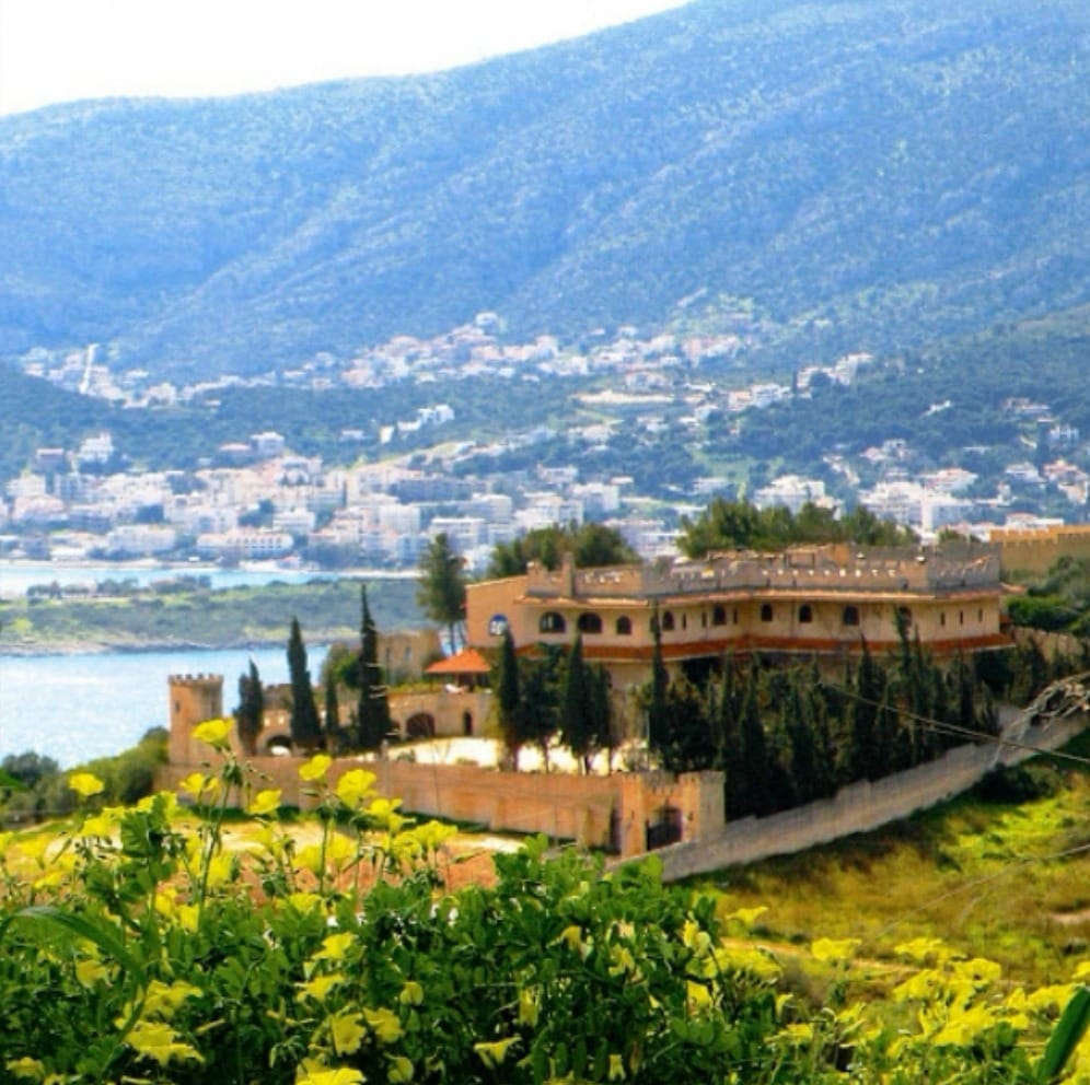Porto Rafti Castle