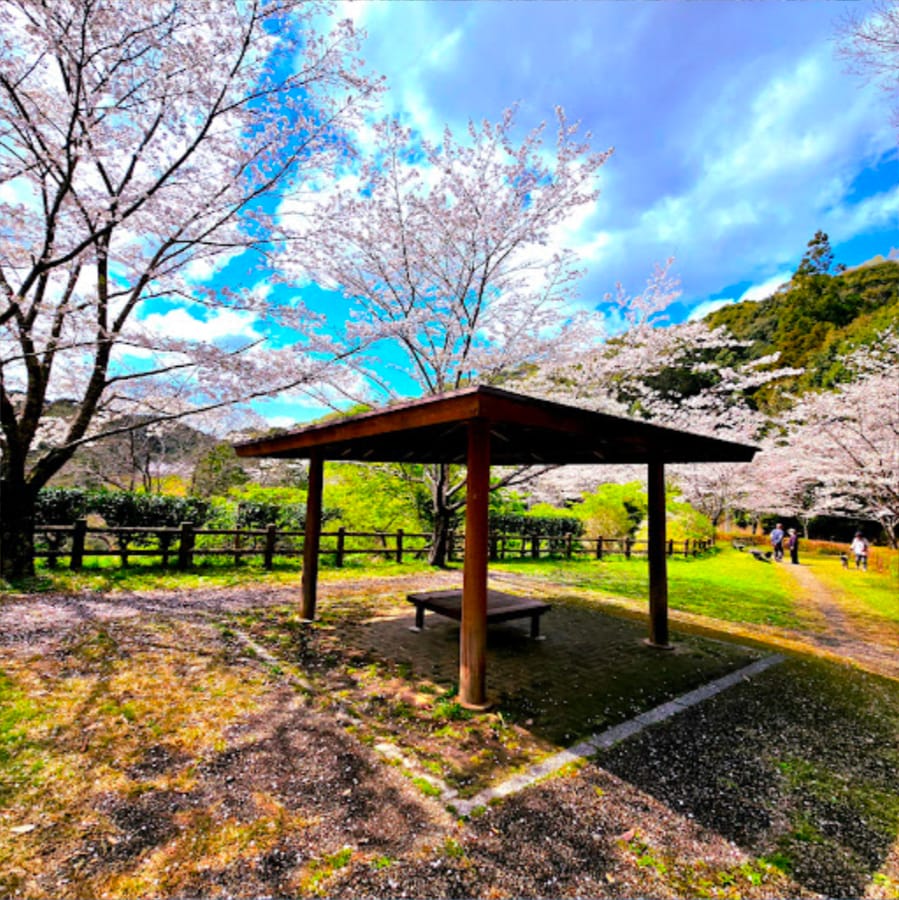 東屋(都田総合公園)