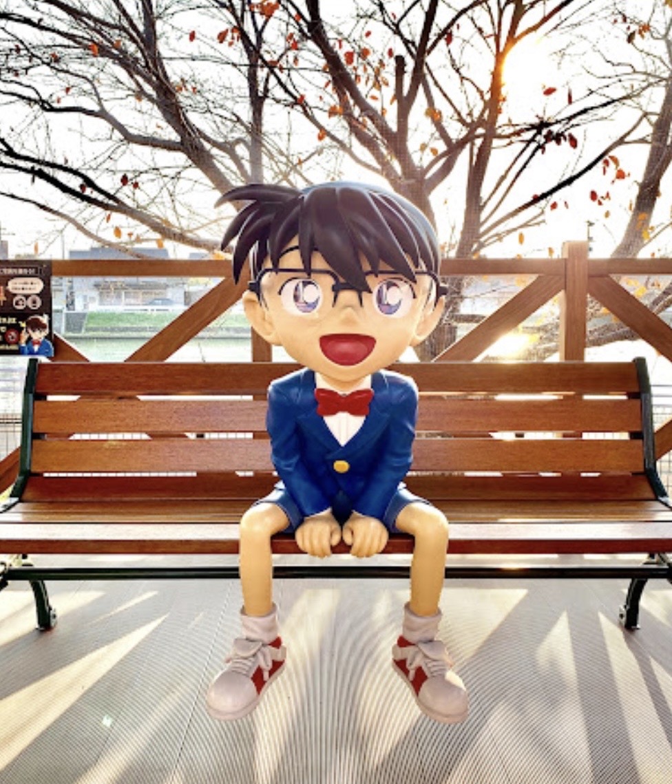 名探偵コナン像