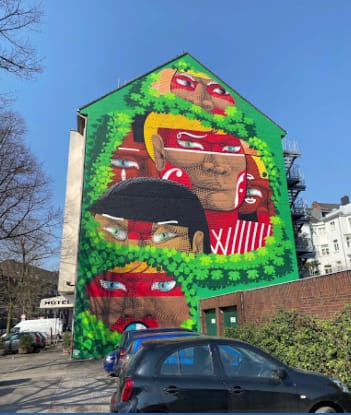 Männer im Gebüsch Wandbid