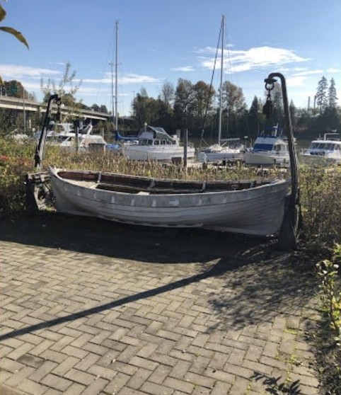 Blue Heron Garden Boat